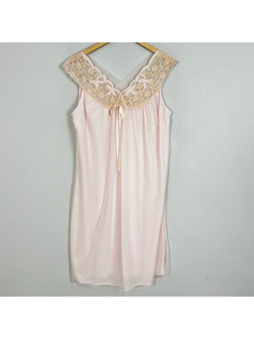 Vintage Aristocraft Pink Nylon Nightgown With Lace Neck Sheer Fairy Size Large